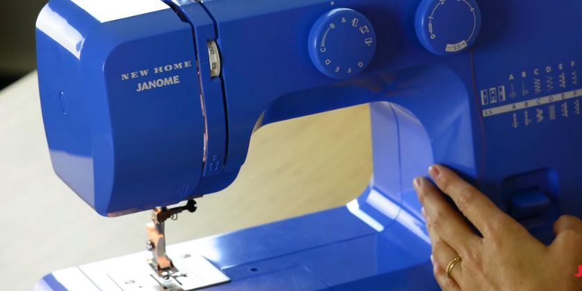 Janome Blue Couture - Best Sewing Machine for 11-Year-Old