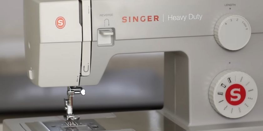 Singer 4411 - Best Sewing Machine For Leather Bags